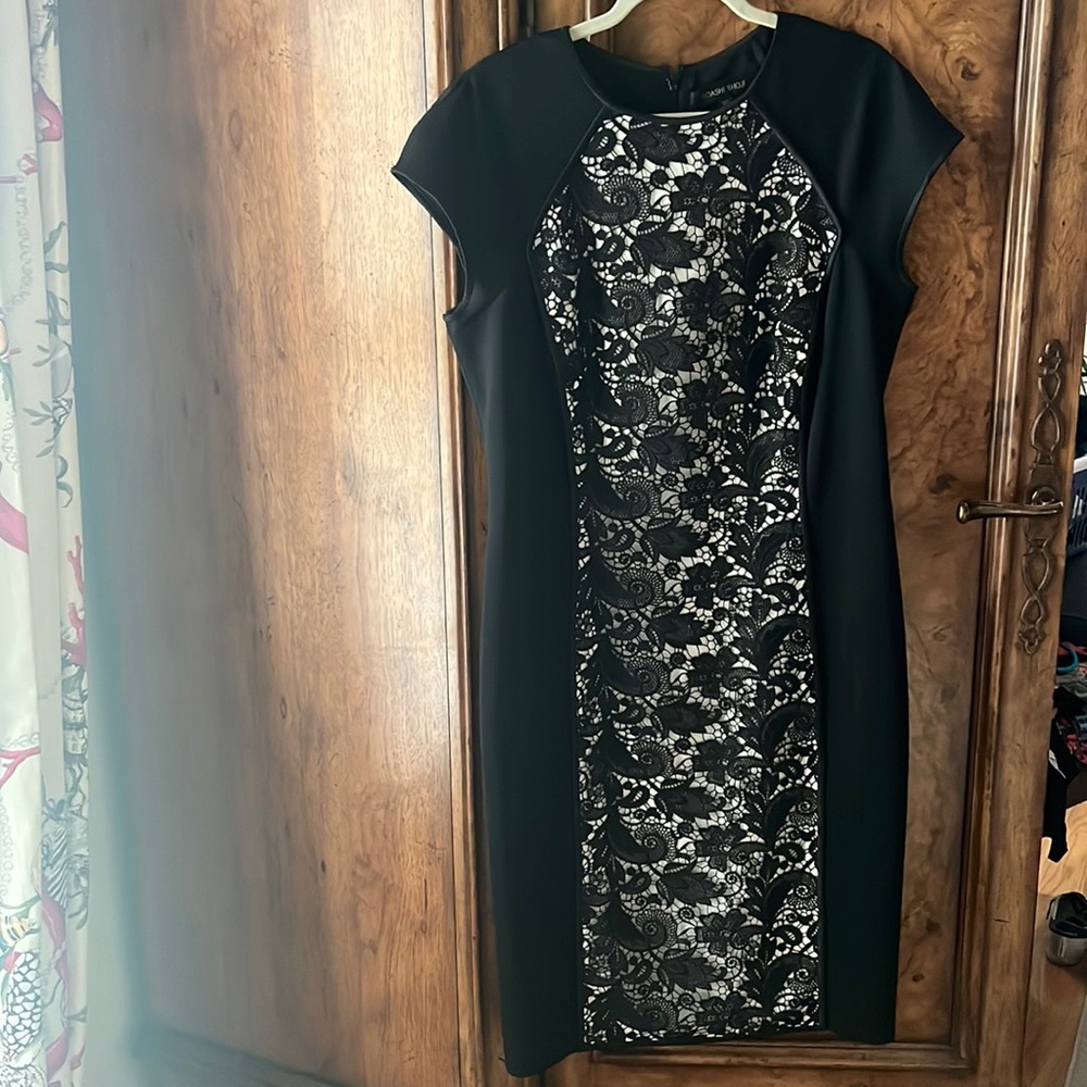 Tadashi Shoji